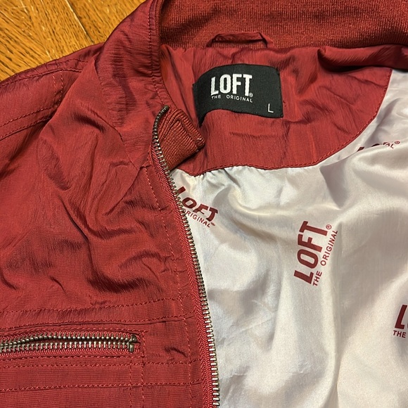 Loft Jacket - Picture 3 of 3